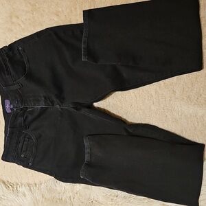NYDJ DEEP BLACK JEANS    SIZE 4